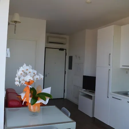 Apartment Empire Cattolica